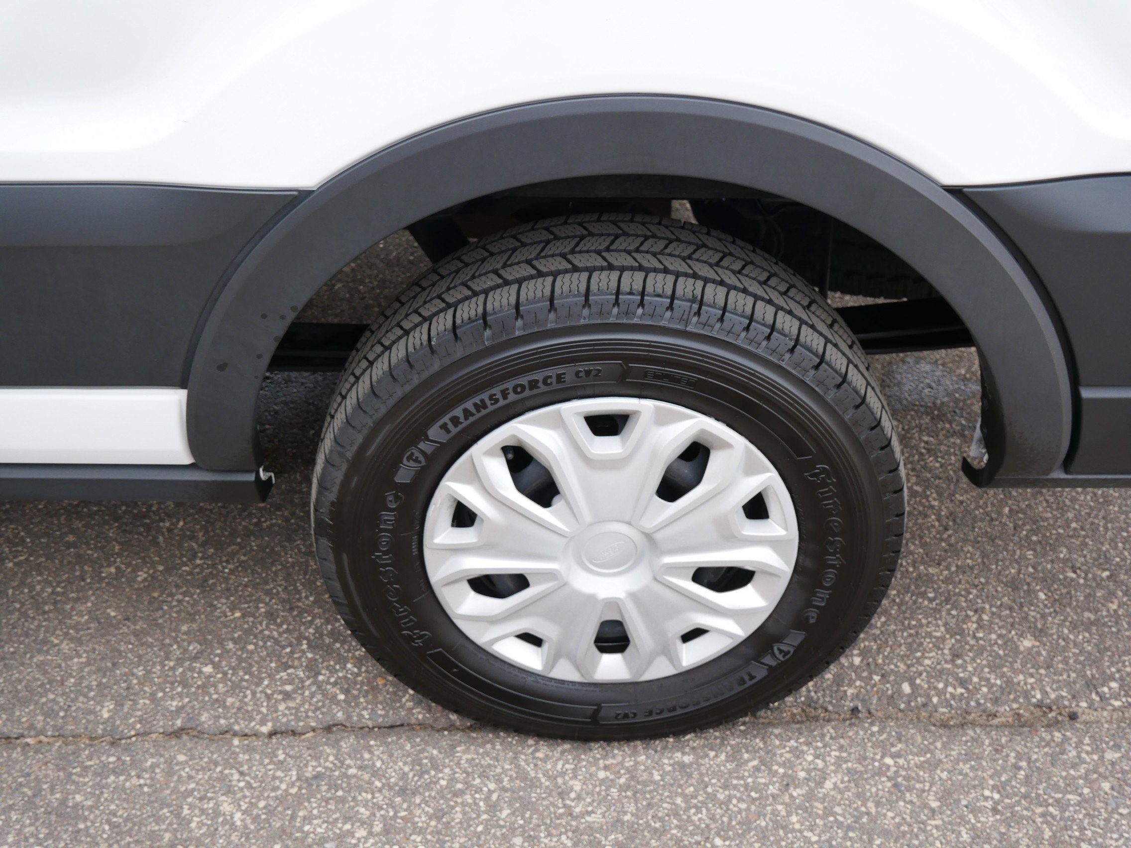 Used 2024 Ford Transit 350 XLT image 15