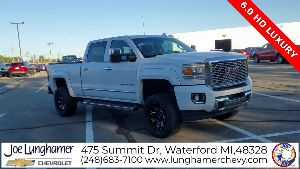Used 2015 GMC Sierra 2500 Denali image 2