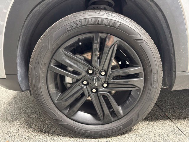Used 2024 Chevrolet Trax ACTIV w/ Driver Confidence Package FWD image 3
