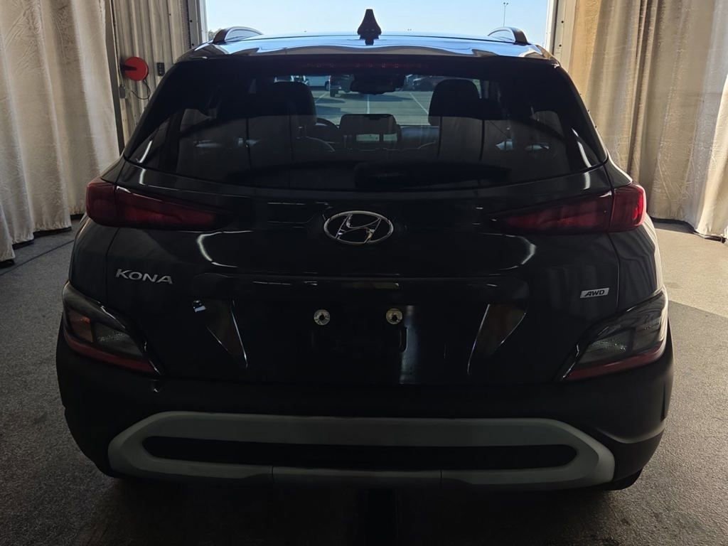 Used 2023 Hyundai Kona SEL w/ Convenience Package image 4