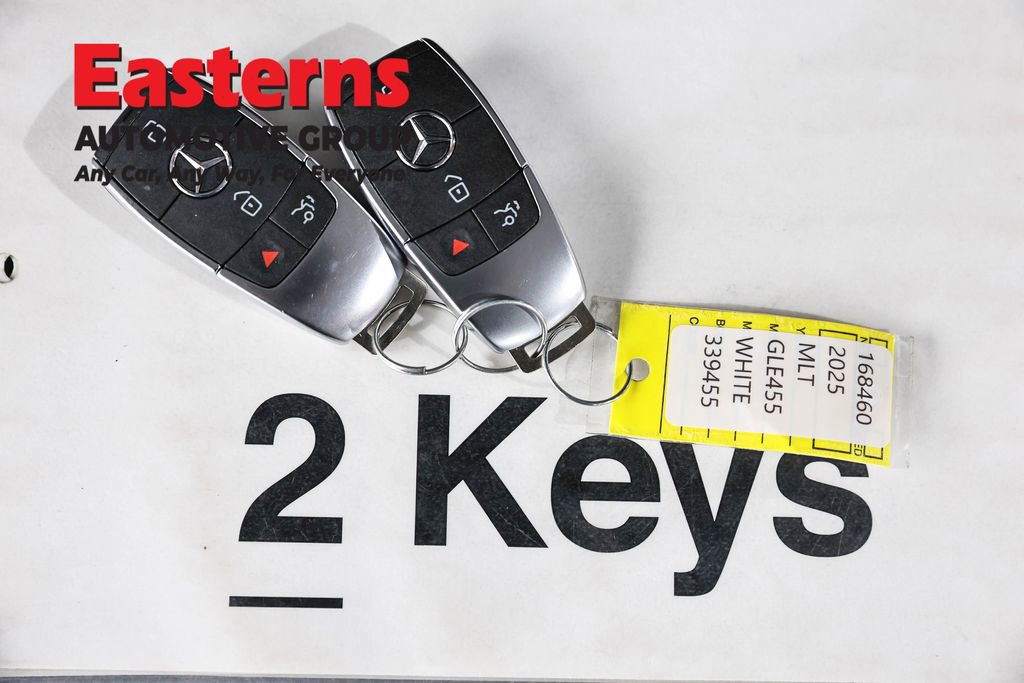 Used 2025 Mercedes-Benz GLE 450e 4MATIC image 25