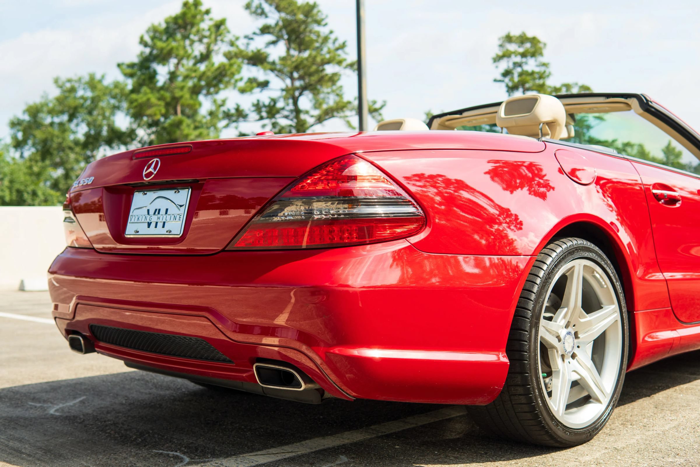 Used 2011 Mercedes-Benz SL 550 image 31