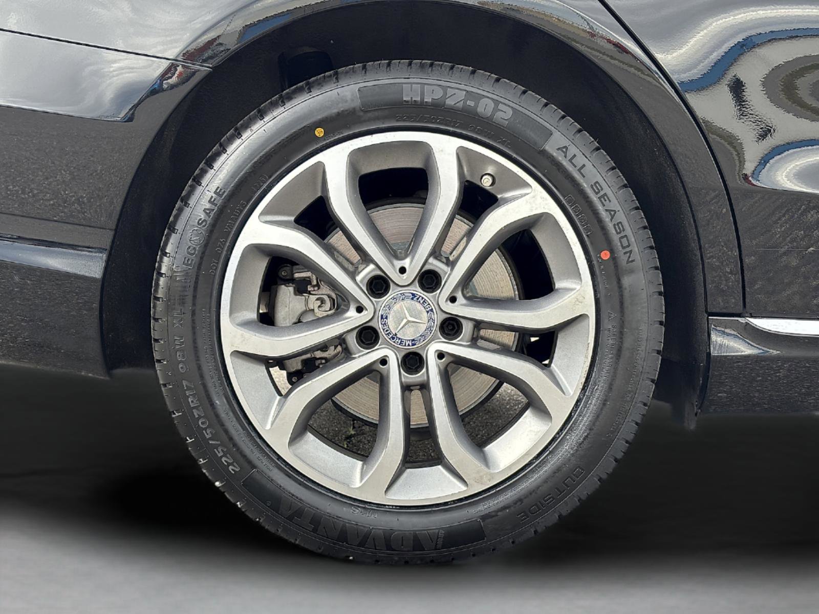 Used 2017 Mercedes-Benz C 300 4MATIC image 8