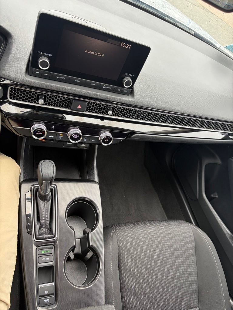 Used 2023 Honda Civic LX image 40