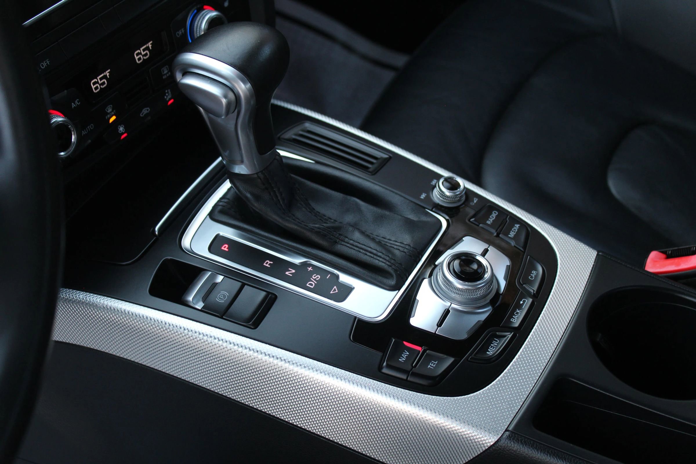 Used 2015 Audi A4 2.0T Premium w/ Audi MMI Navigation image 23