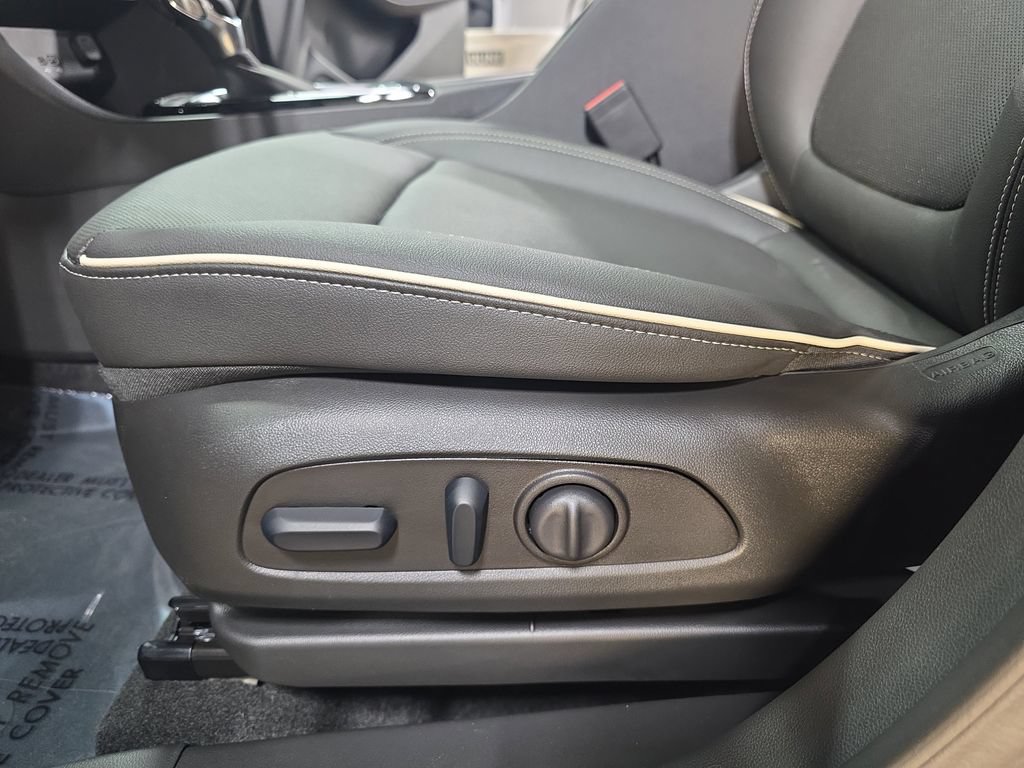 New 2026 Buick Encore GX Sport Touring w/ Studio Series AWD/4WD image 27