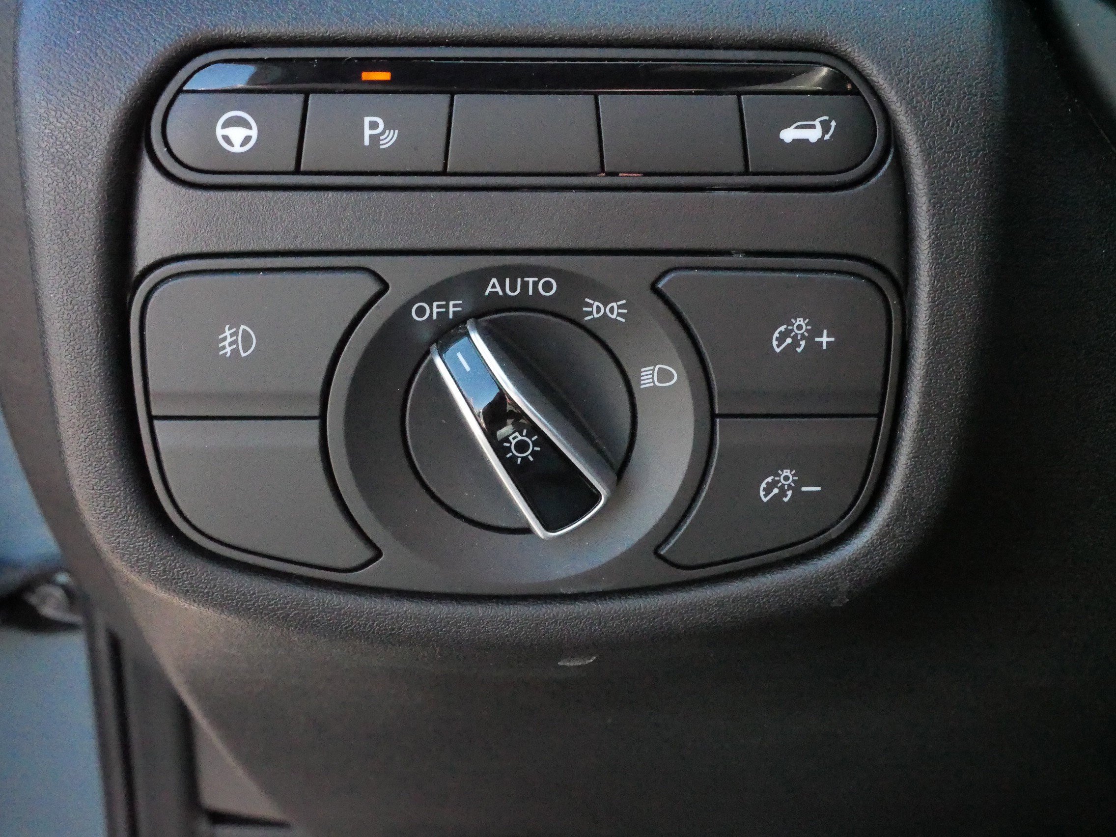 Used 2024 INFINITI QX55 Essential image 26