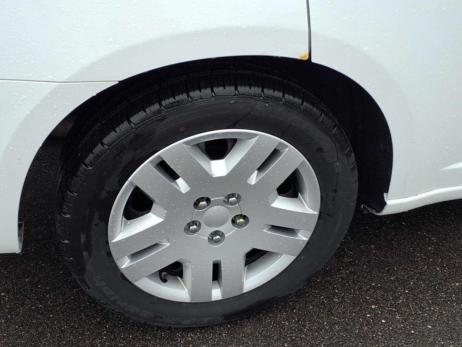 Used 2012 Chrysler 200 LX image 8