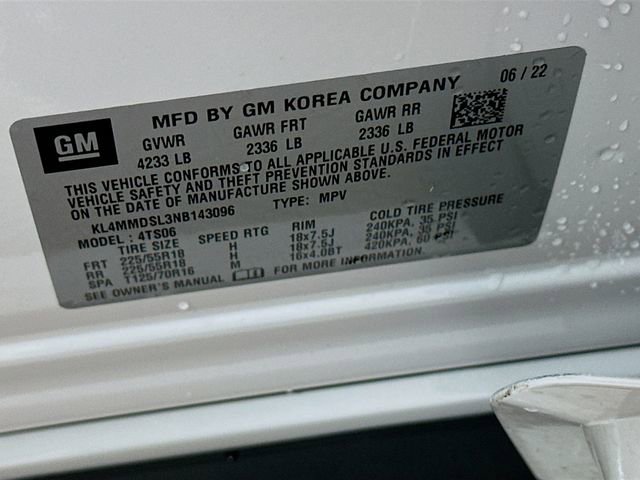 Certified 2022 Buick Encore GX Select w/ Sport Touring Package image 31