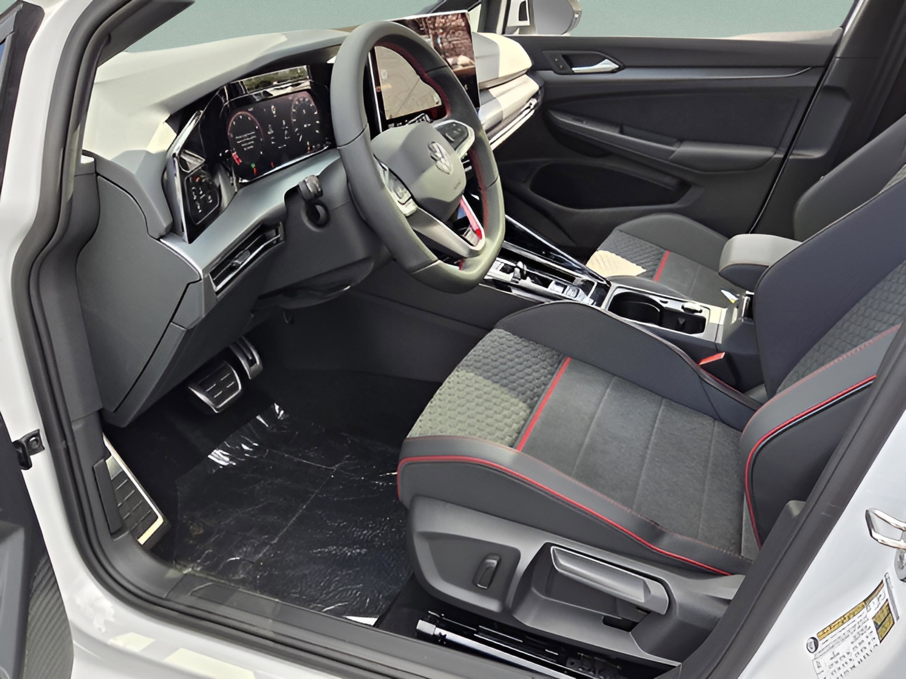 New 2026 Volkswagen Golf SE FWD image 12