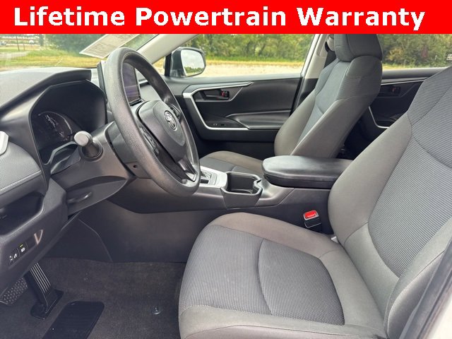 Used 2024 Toyota RAV4 LE image 2