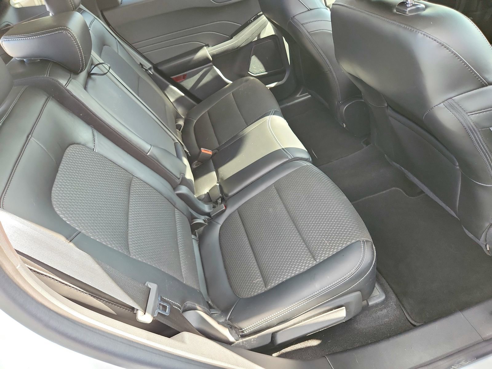 Used 2024 Ford Escape SE FWD image 28