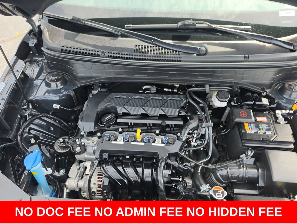 Used 2025 Hyundai Venue SEL FWD image 23
