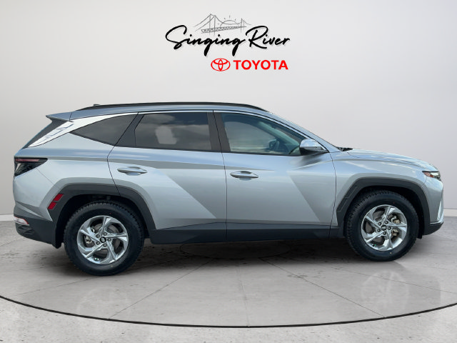 Used 2023 Hyundai Tucson SEL FWD image 8