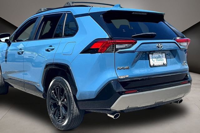 Used 2022 Toyota RAV4 SE w/ Convenience Package AWD/4WD image 4