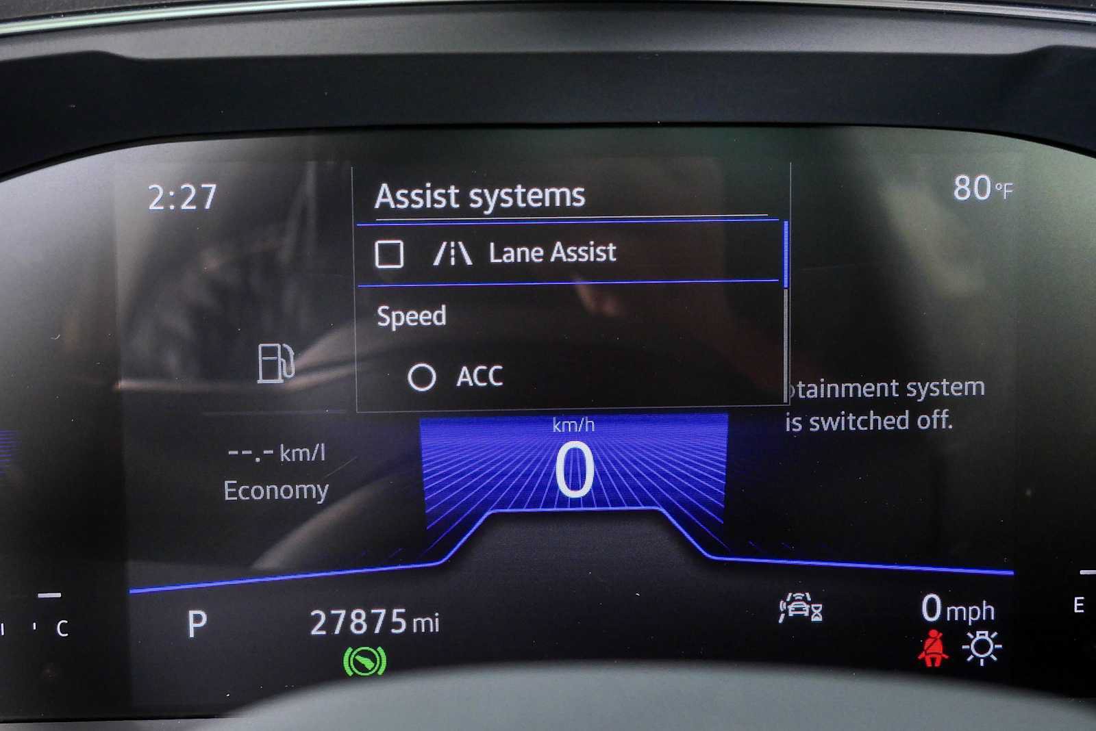 Certified 2023 Volkswagen Tiguan SE R-Line FWD image 14