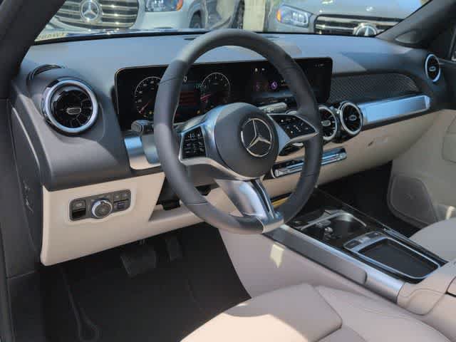 New 2026 Mercedes-Benz GLB 250 4MATIC image 10