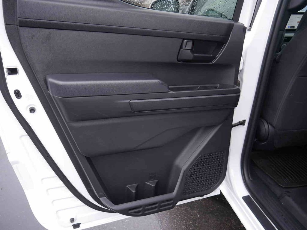Used 2025 Toyota Tacoma SR5 image 13