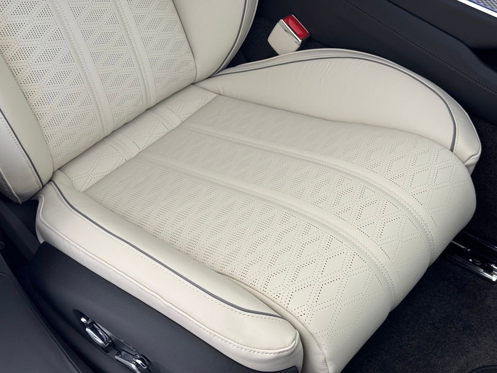 New 2026 Bentley Flying Spur Plug-In Hybrid image 67