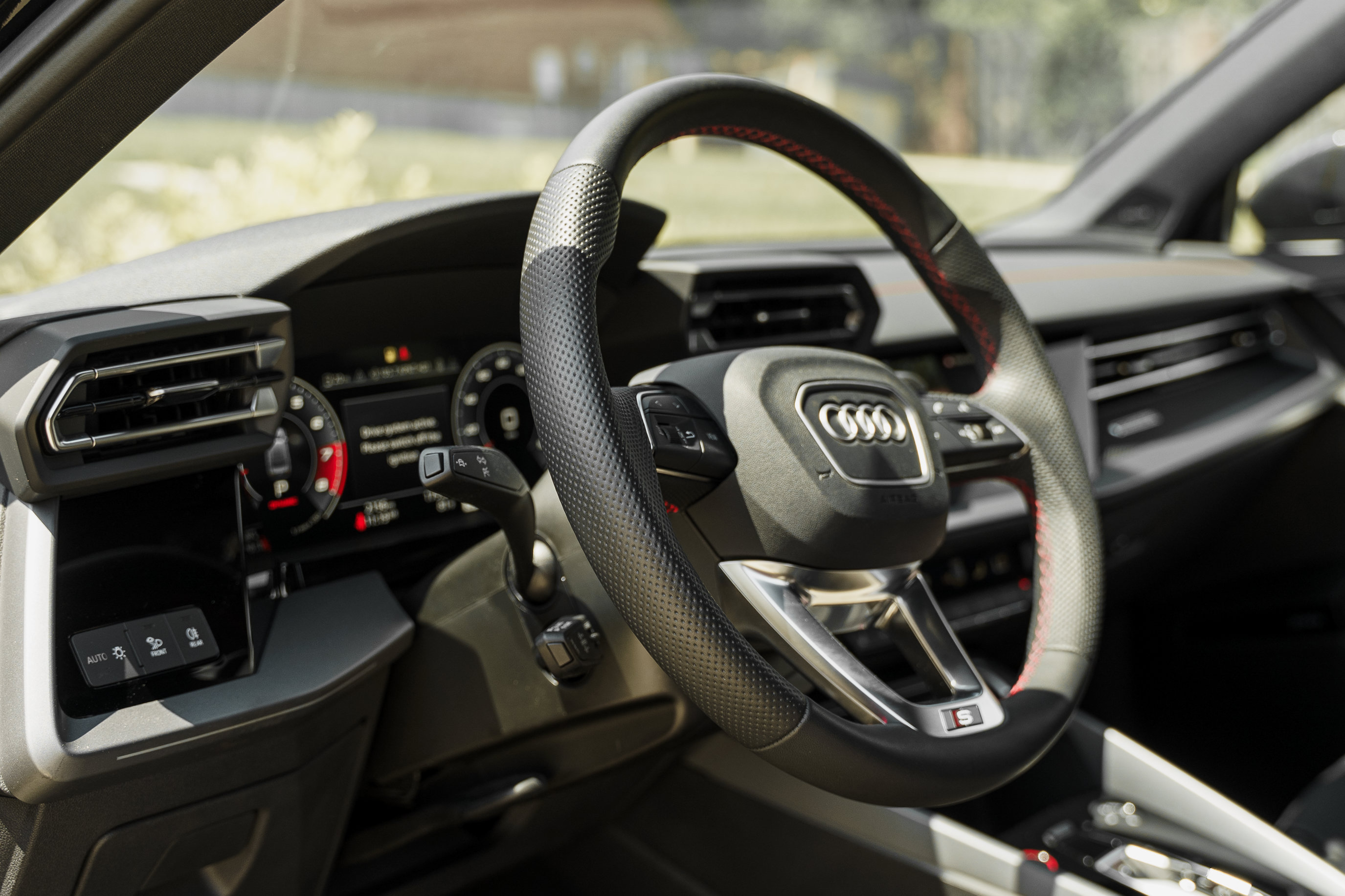 Used 2025 Audi S3 Premium Plus w/ Premium Plus Package AWD/4WD image 9