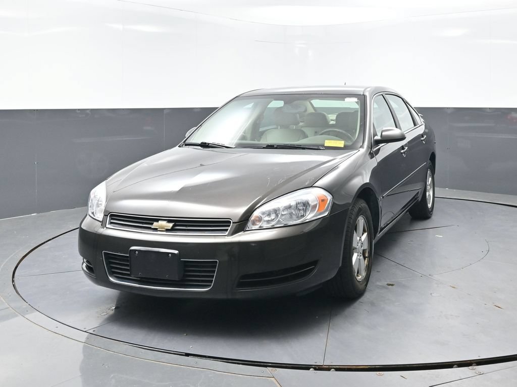 Used 2008 Chevrolet Impala LT w/ Luxury Edition Package FWD image 5