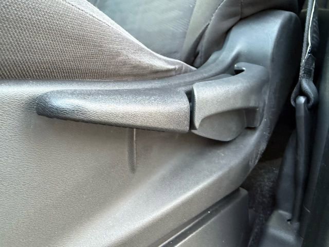 Used 2022 Nissan Frontier S w/ Technology Package image 11