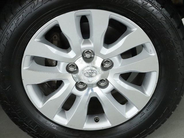 Used 2012 Toyota Sequoia Platinum image 10