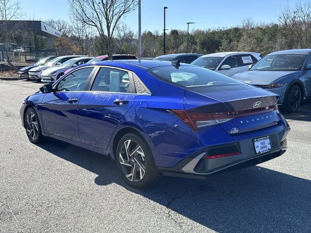 Certified 2025 Hyundai Elantra SEL image 5