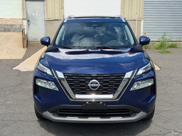 Used 2023 Nissan Rogue SV w/ SV Premium B Package AWD/4WD image 2