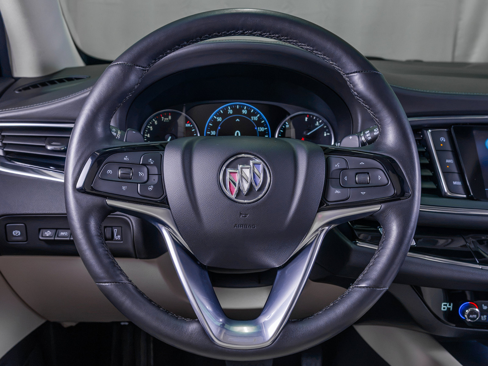Used 2024 Buick Enclave Avenir w/ Avenir Technology Package AWD/4WD image 15