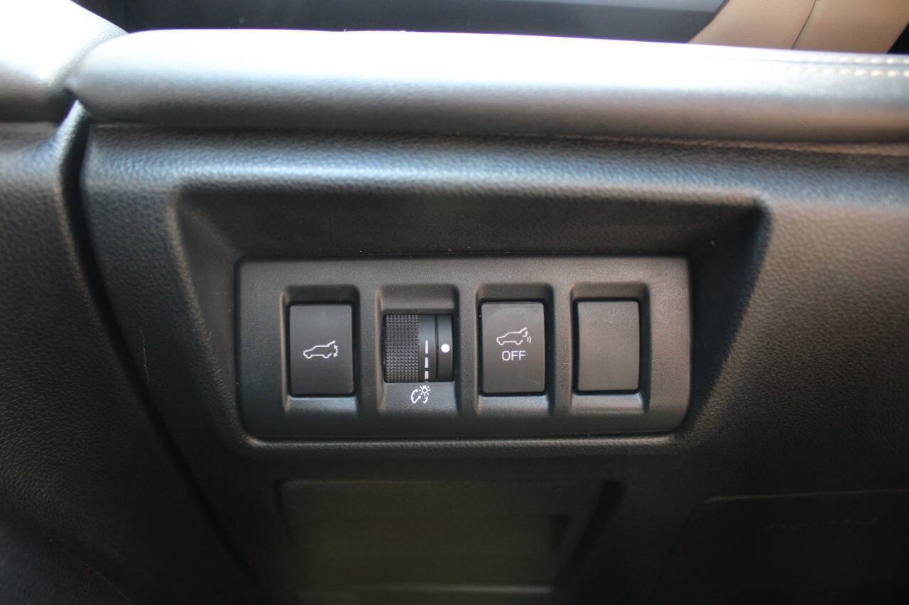 Used 2021 Subaru Outback Limited XT AWD/4WD image 46