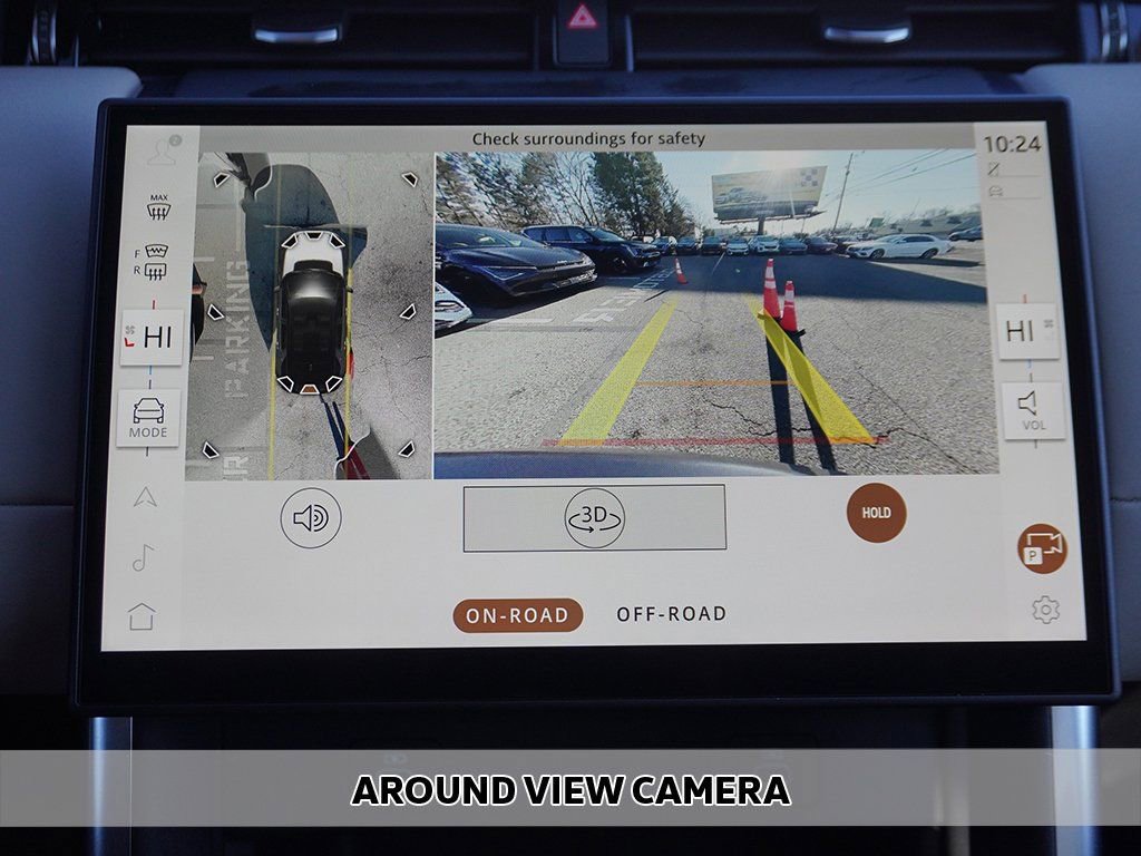 Used 2024 Land Rover Discovery Sport S image 8