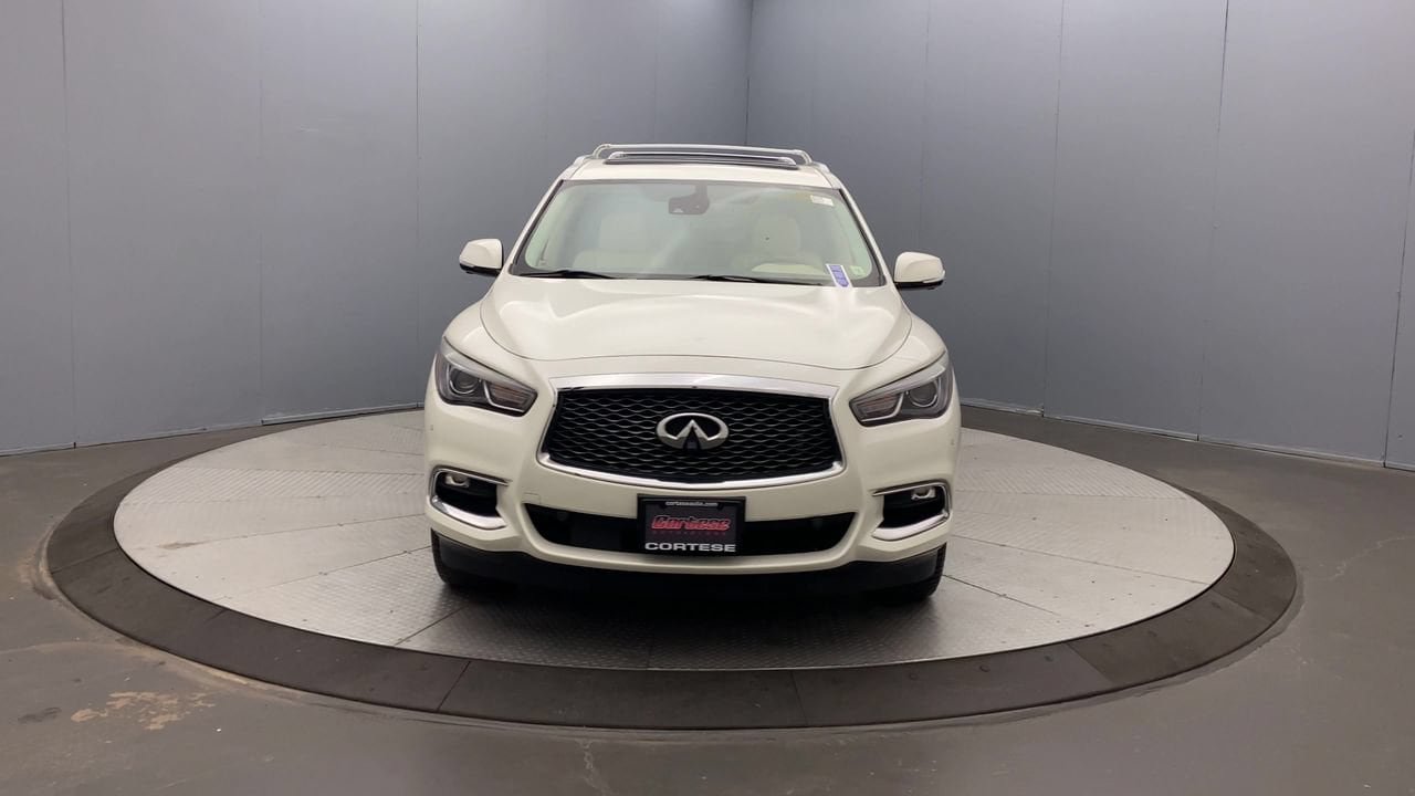 Used 2018 INFINITI QX60 Luxe w/ Deluxe Technology Package AWD/4WD image 8