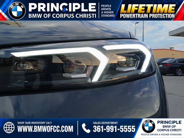 New 2026 BMW 330i Sedan w/ M Sport Package RWD image 5