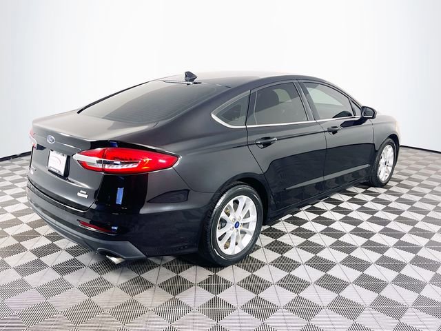 Used 2019 Ford Fusion SE FWD image 8