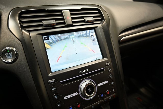 Used 2019 Ford Fusion Titanium image 16