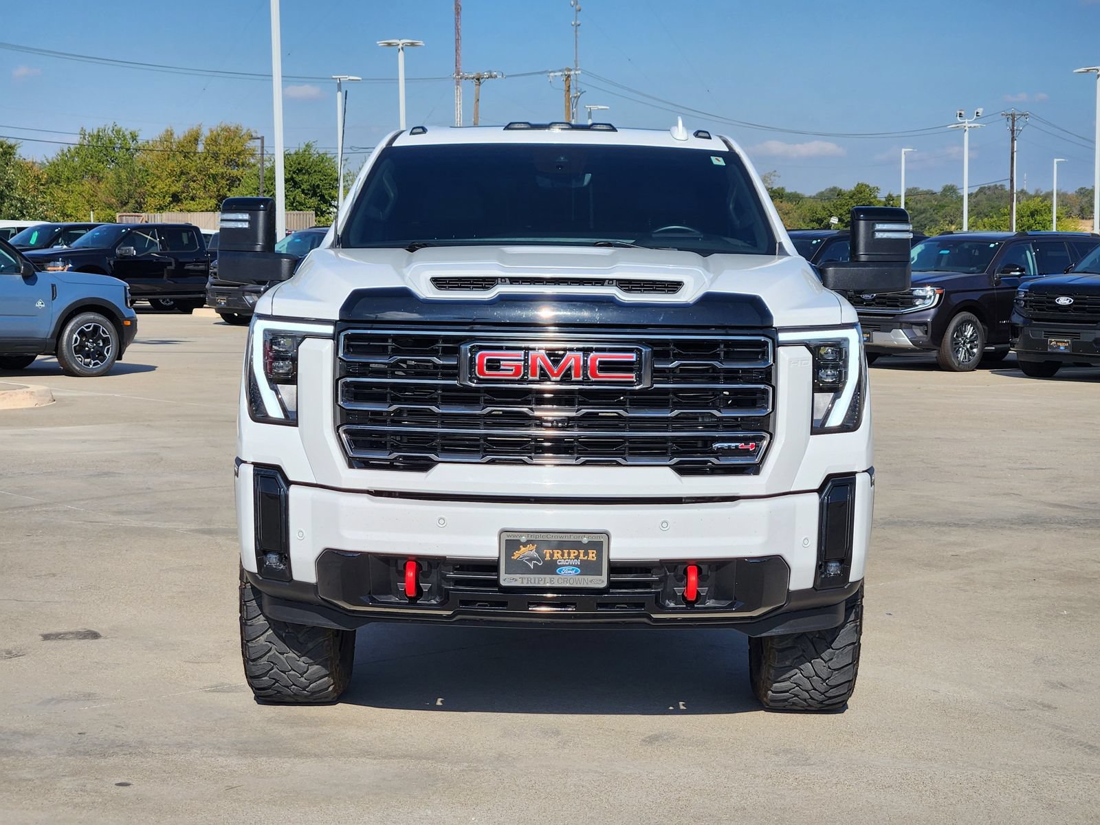 Used 2025 GMC Sierra 2500 AT4 w/ AT4 Premium Plus Package AWD/4WD image 6