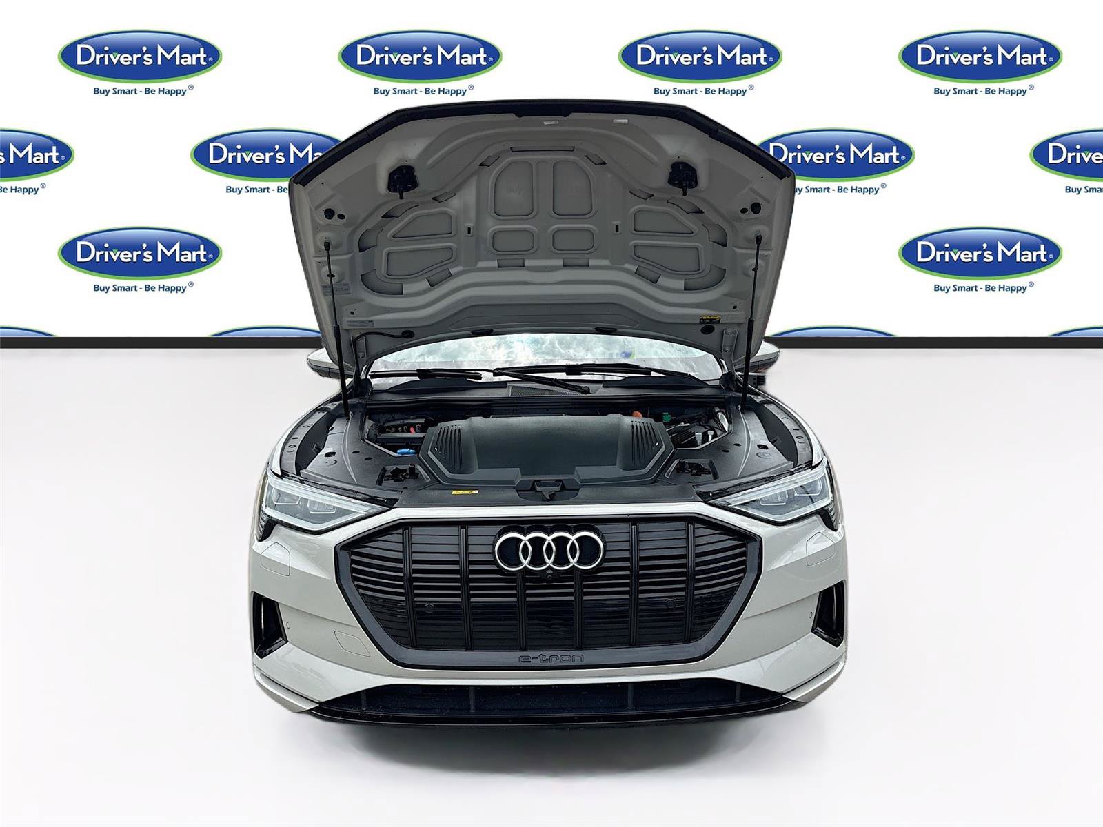Used 2021 Audi e-tron Premium w/ Convenience Plus Package AWD/4WD image 34