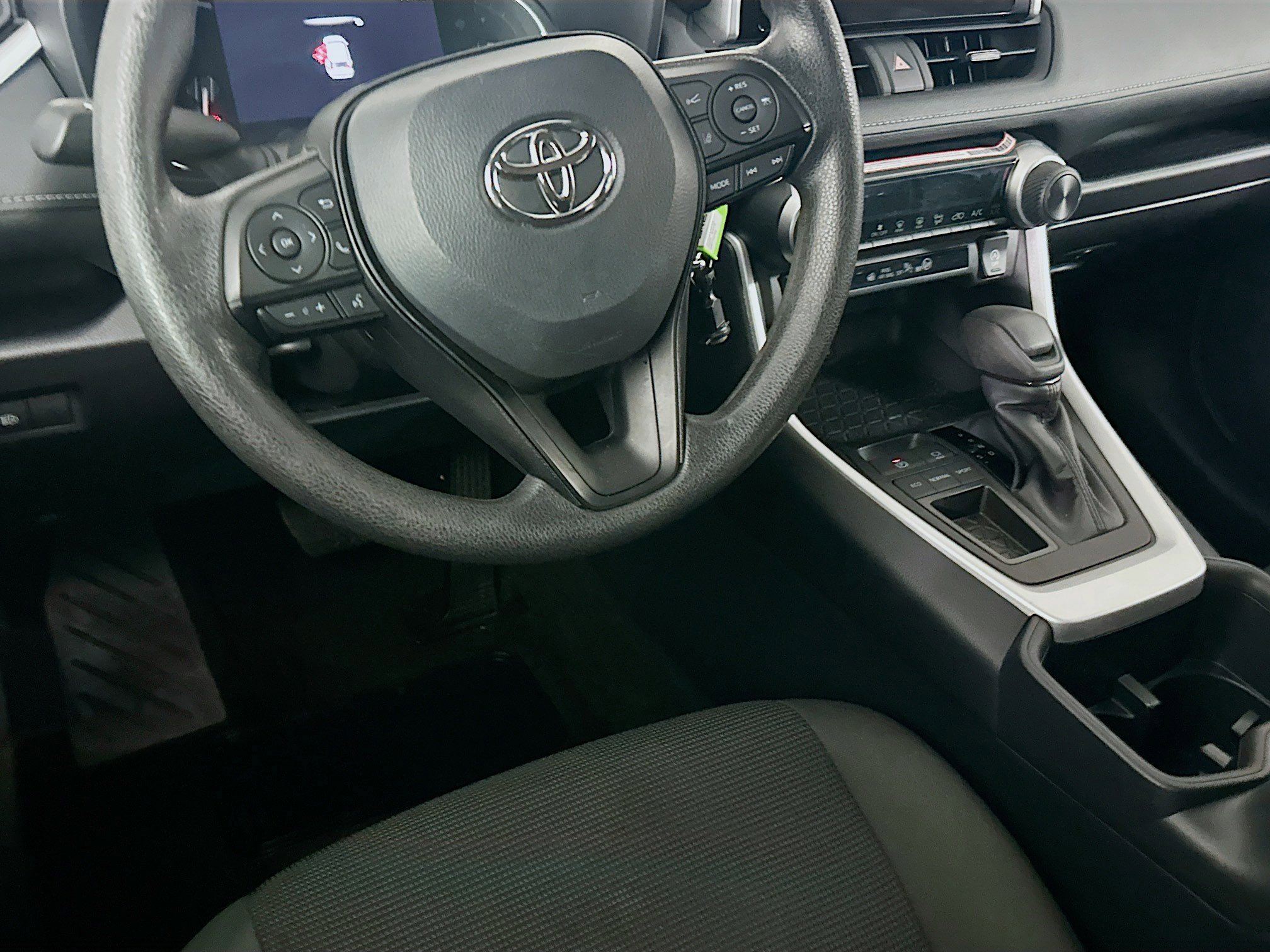 Used 2025 Toyota RAV4 LE image 18