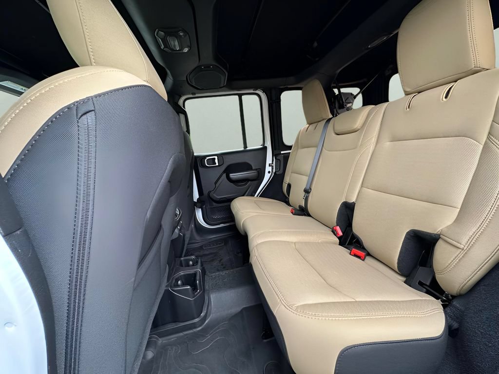 Used 2021 Jeep Wrangler Unlimited Sport AWD/4WD image 20