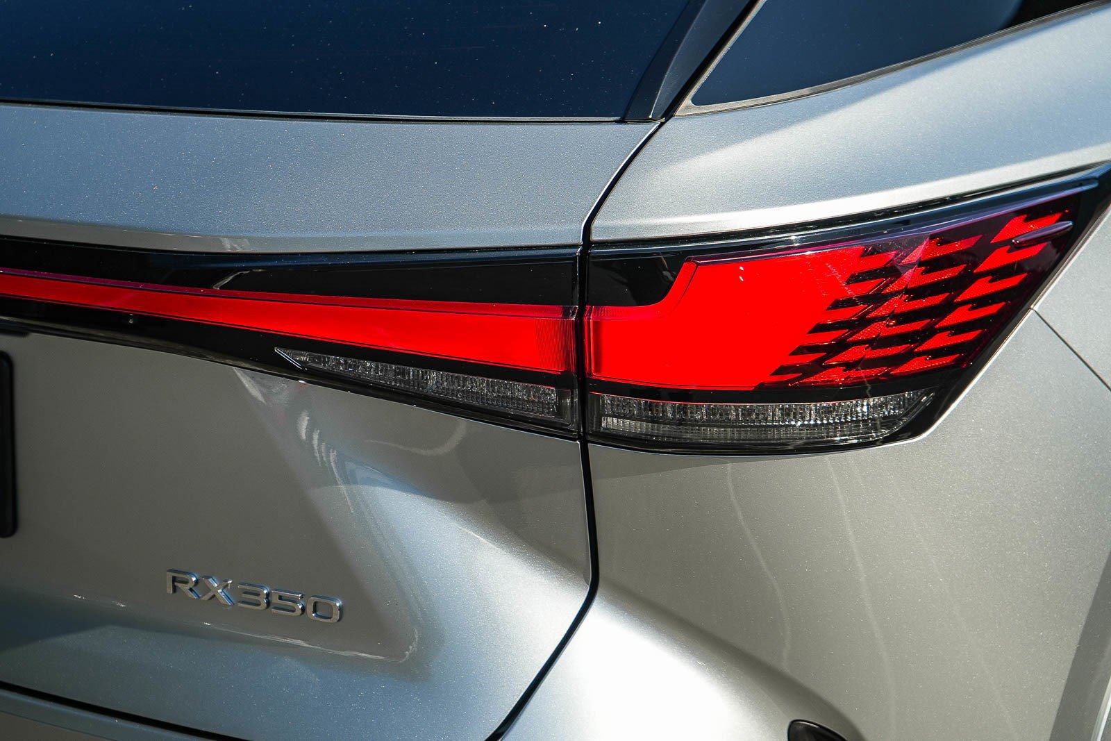 Used 2023 Lexus RX 350 FWD w/ Accessory Package (A2) image 7