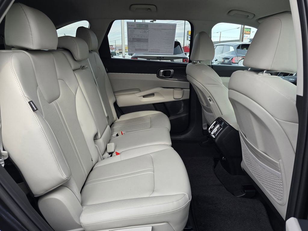New 2026 Kia Sorento S AWD/4WD image 12