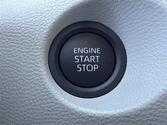 New 2026 Toyota Corolla Cross LE FWD image 19