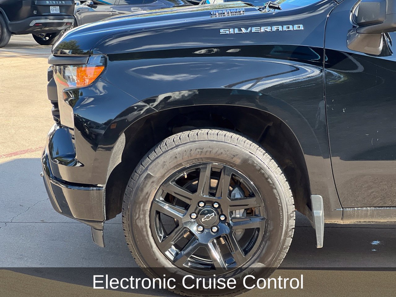 Used 2025 Chevrolet Silverado 1500 Custom w/ LPO, Dark Essentials Package RWD image 23