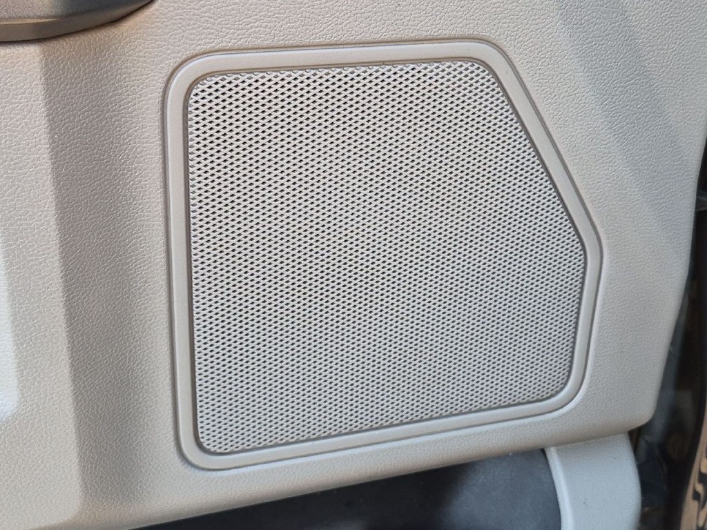 Used 2017 Ford F150 XLT AWD/4WD image 12