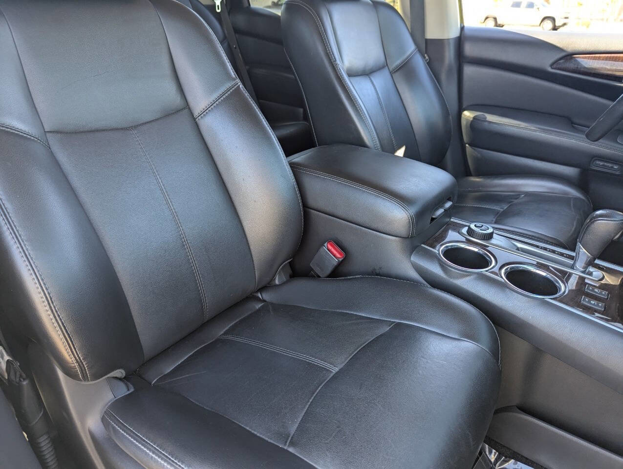 Used 2016 Nissan Pathfinder SL w/ SL Premium Package image 11