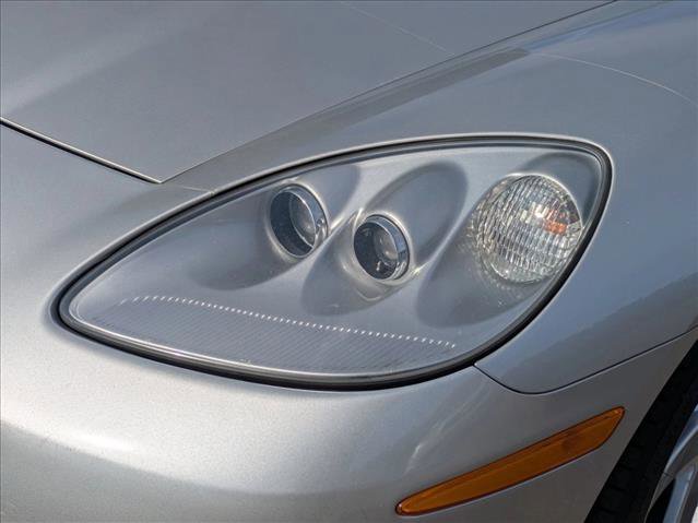 Used 2006 Chevrolet Corvette Convertible w/ Preferred Equipment Group image 9
