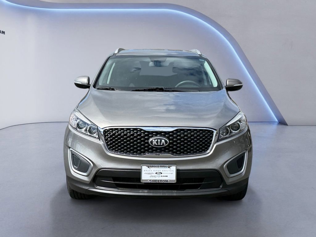 Used 2017 Kia Sorento FWD image 9