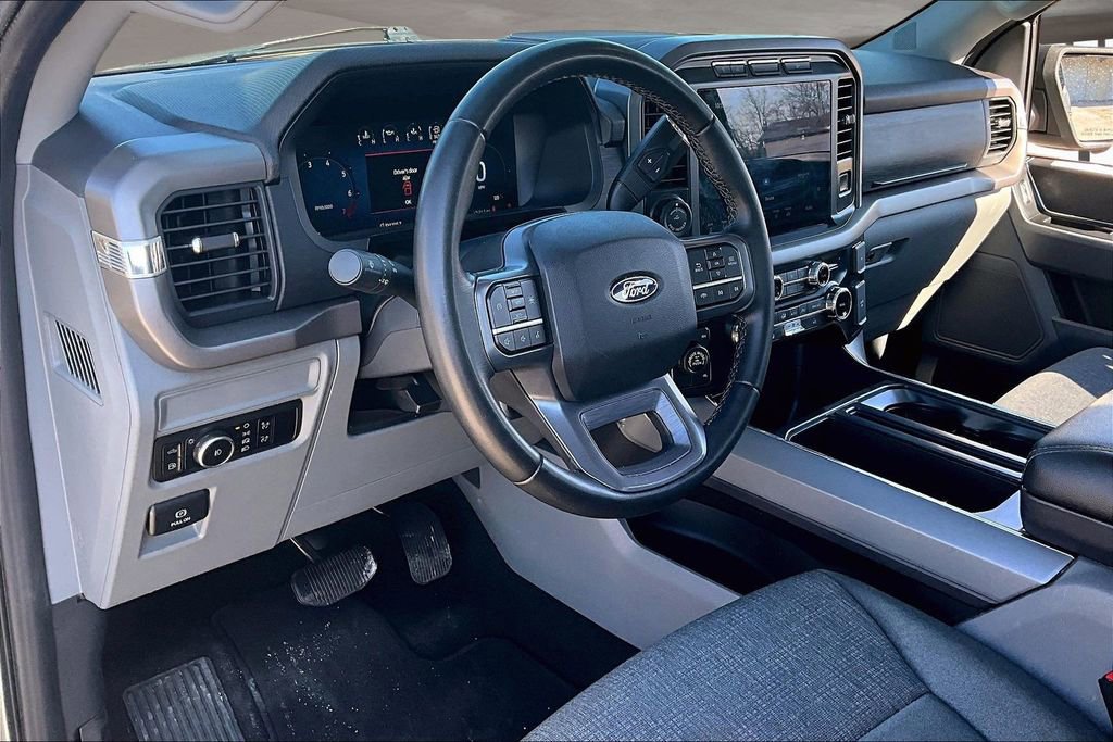 Used 2024 Ford F150 XLT w/ Mobile Office Package image 18