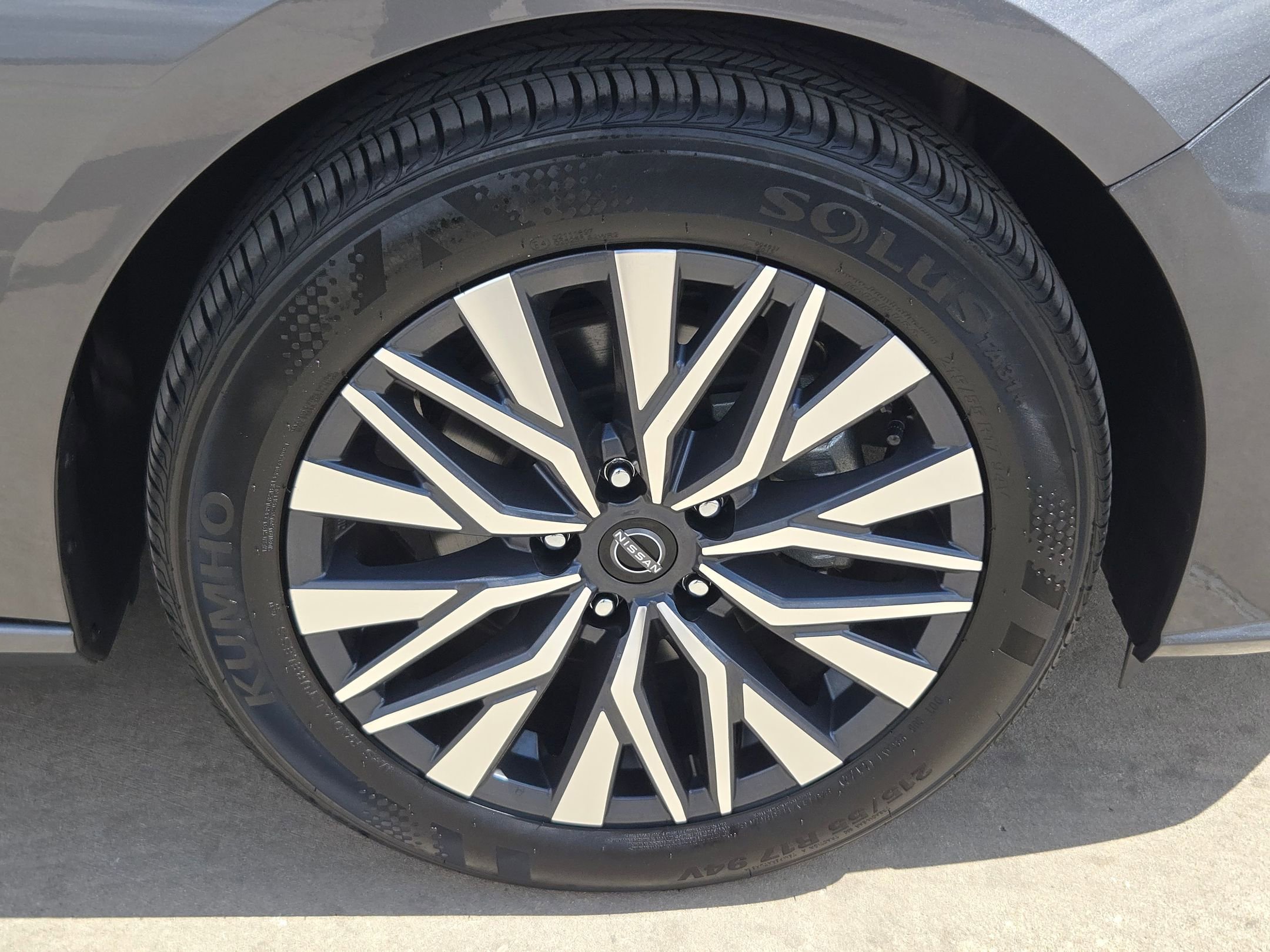 Certified 2025 Nissan Altima 2.5 SV image 30